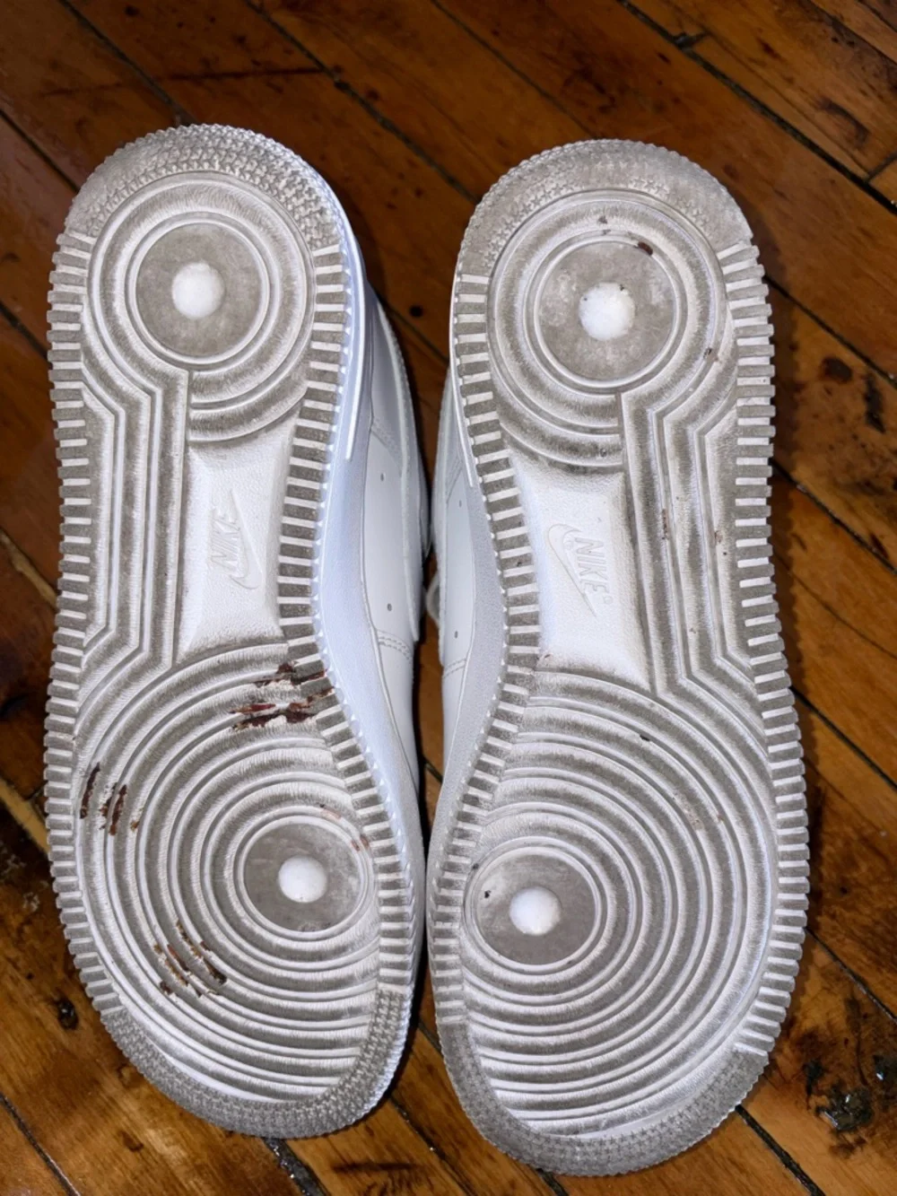 Air Force 1’s - Picture 3 of 4